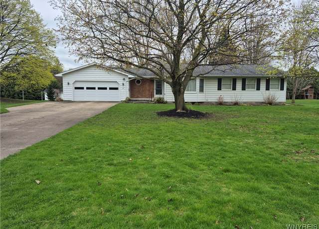 Property at 9 Miller Dr, Yates, NY 14098, 3 beds, 1 bath