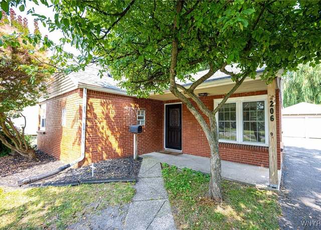 Property at 206 Aurora St, Lancaster, NY 14086, 3 beds, 1 bath