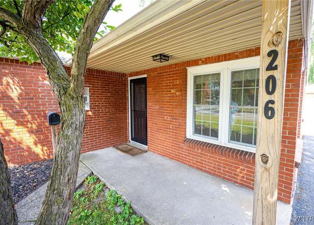 Property at 206 Aurora St, Lancaster, NY 14086, 3 beds, 1 bath