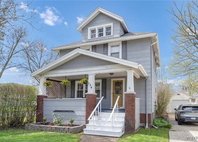 Property at 154 Highland Ave, Tonawanda, NY 14150, 3 beds, 1.5 baths