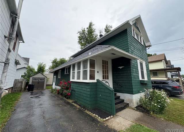 Property at 31 Columbia Ave, Batavia City, NY 14020, 2 beds, 1.5 baths