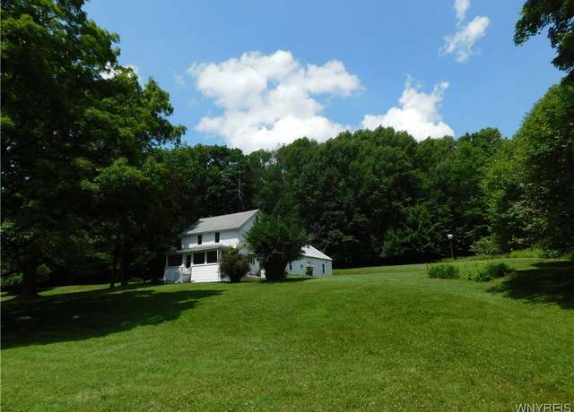 Property at 572 Horse Run Rd, Bolivar, NY 14754, 3 beds, 1 bath