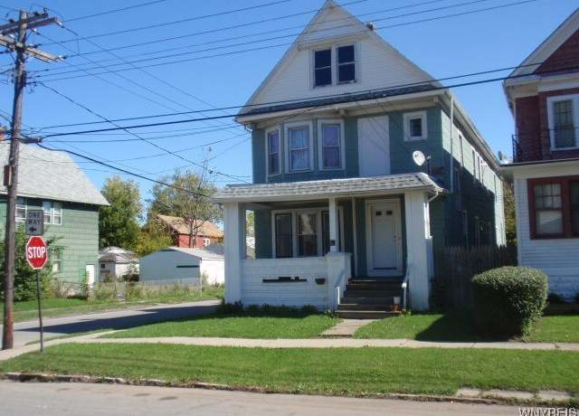 Property at 63 Marigold Ave, Buffalo, NY 14215, 8 beds, 4 baths
