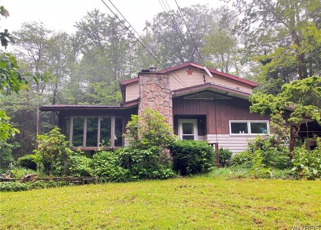 Property at 7458 Chestnut Ridge Rd, Boston, NY 14127, 4 beds, 2 baths