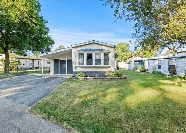 Property at 41 Burgundy Cir, West Seneca, NY 14224, 2 beds, 1 bath