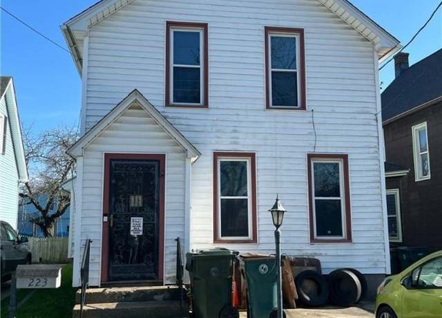 Property at 223 Schenck St, North Tonawanda, NY 14120, 3 beds, 1 bath