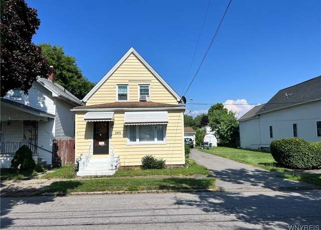 Property at 293 Halstead Ave, Cheektowaga, NY 14212, 4 beds, 4 baths
