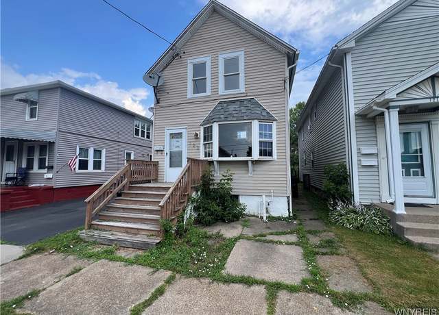 Property at 123 N Marion St, North Tonawanda, NY 14120, 3 beds, 1 bath