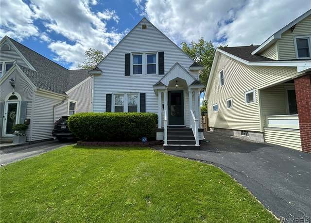 Property at 115 Nassau Ave, Tonawanda-town, NY 14217, 4 beds, 1.5 baths