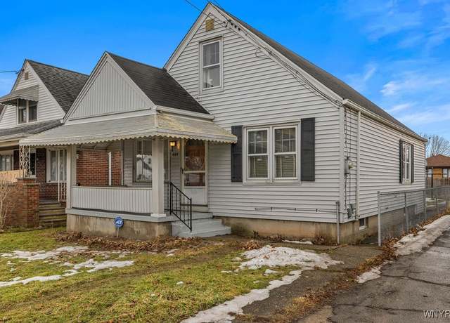 Property at 484 22nd St, Niagara Falls, NY 14303, 2 beds, 1 bath
