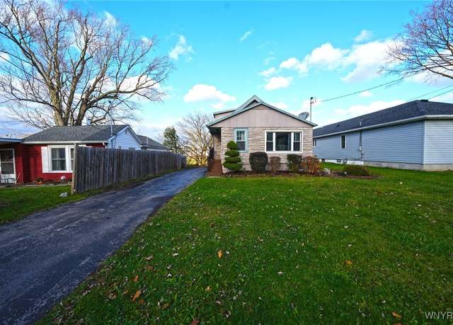 Property at 4115 S Main Street Rd, Batavia-town, NY 14020, 2 beds, 1 bath