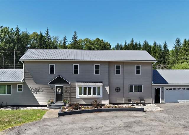 Property at 1468 Pontiac Rd, Evans, NY 14006, 4 beds, 2 baths