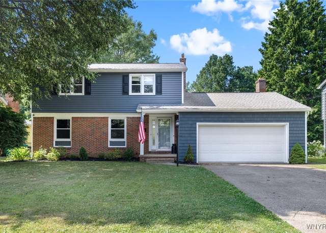 Property at 40 Torry Dr, Hamburg, NY 14075, 4 beds, 1.5 baths