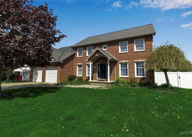 Property at 3472 Stevenson Ct, Wheatfield, NY 14120, 4 beds, 2.5 baths