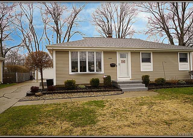Property at 1402 Moll St, North Tonawanda, NY 14120, 3 beds, 1 bath