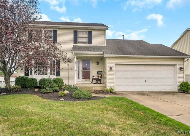 Property at 27 Doehaven Cir, Lancaster, NY 14043, 3 beds, 1.5 baths
