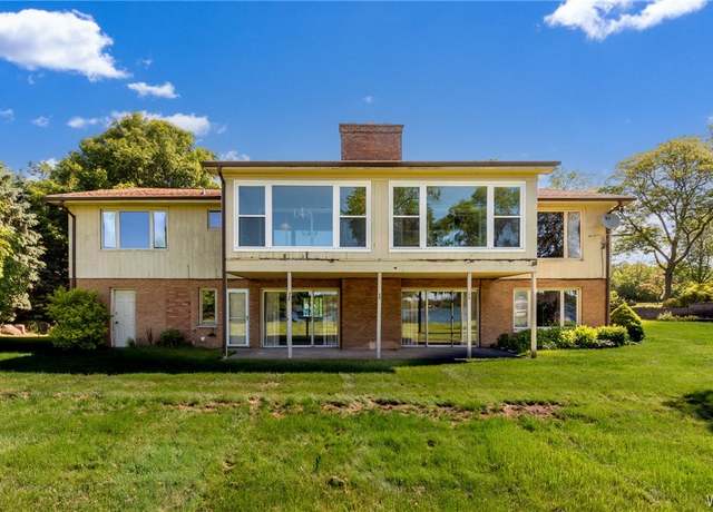 Property at 2382 West Oakfield Rd, Grand Island, NY 14072, 4 beds, 3 baths