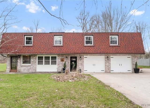 Property at 6317 Tonawanda Creek Rd, Lockport-town, NY 14094, 4 beds, 3 baths