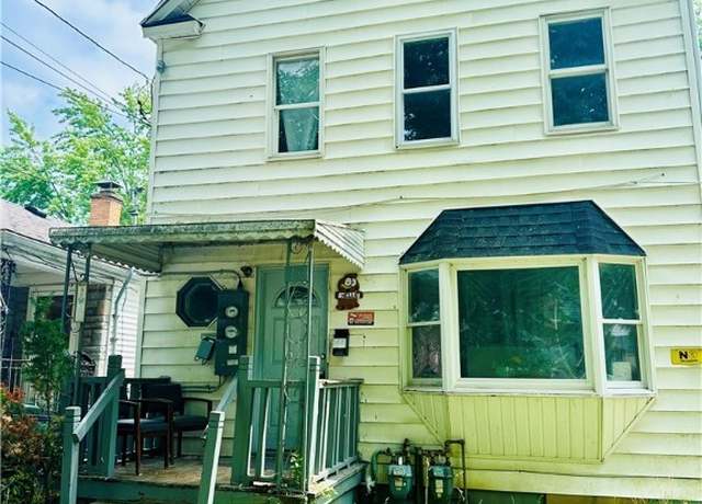 Property at 253 Gold St, Buffalo, NY 14206, 4 beds, 2 baths