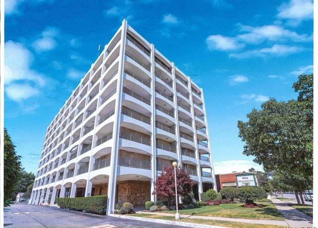 Property at 5854 Main St #601, Amherst, NY 14221, 2 beds, 1.5 baths