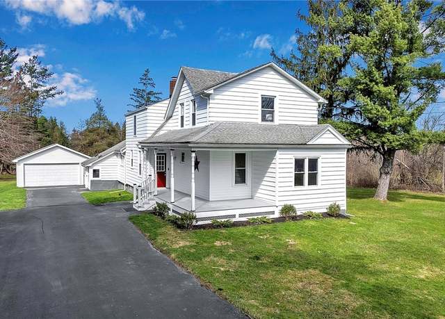 Property at 1000 N Davis Rd, Elma, NY 14059, 3 beds, 2.5 baths