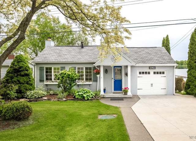 Property at 2205 E River Rd, Grand Island, NY 14072, 3 beds, 2.5 baths