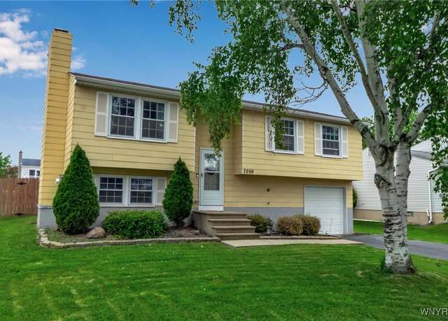 Property at 7059 Academy Ln, Lockport-town, NY 14094, 4 beds, 2 baths