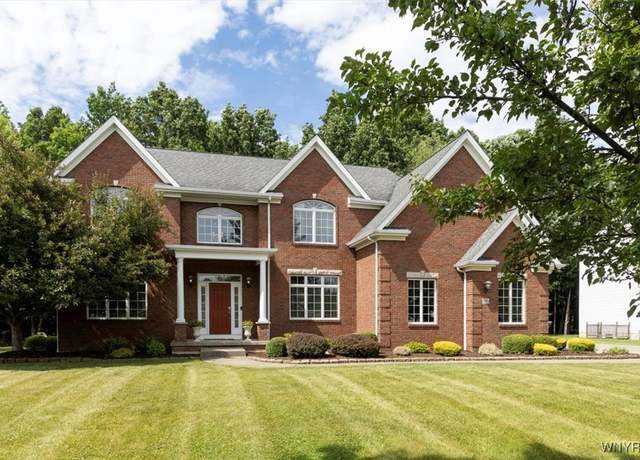 Property at 6005 Corinne Ln, Clarence, NY 14032, 4 beds, 3.5 baths