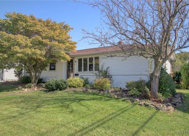 Property at 9 Hedley St, Cheektowaga, NY 14206, 3 beds, 1 bath