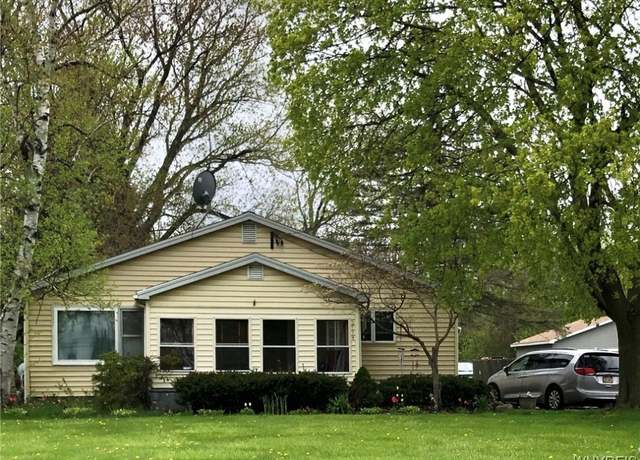Property at 3714 Ransomville Rd, Porter, NY 14131, 3 beds, 1 bath