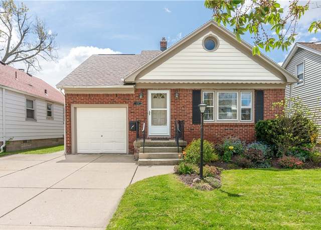 Property at 133 Princeton Blvd, Tonawanda-town, NY 14217, 3 beds, 2 baths