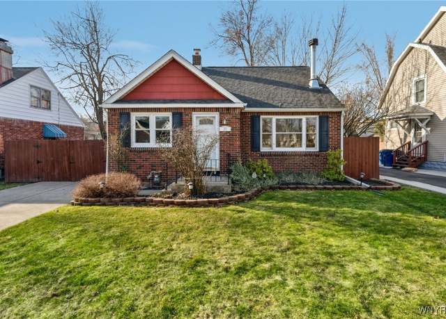 Property at 37 Norman Pl, Amherst, NY 14226, 3 beds, 1 bath