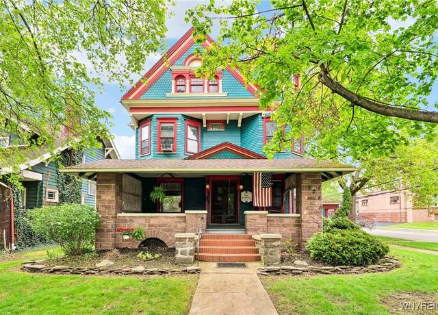 Property at 82 Clinton St, Tonawanda, NY 14150, 5 beds, 2 baths