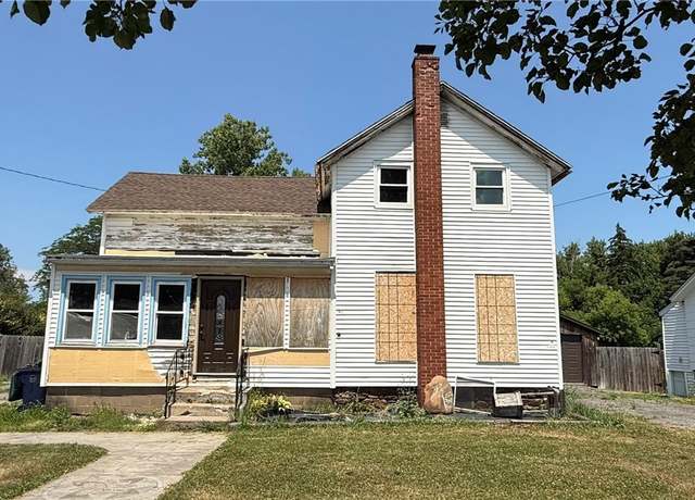 Property at 8713 Main St, Somerset, NY 14012, 3 beds, 1 bath