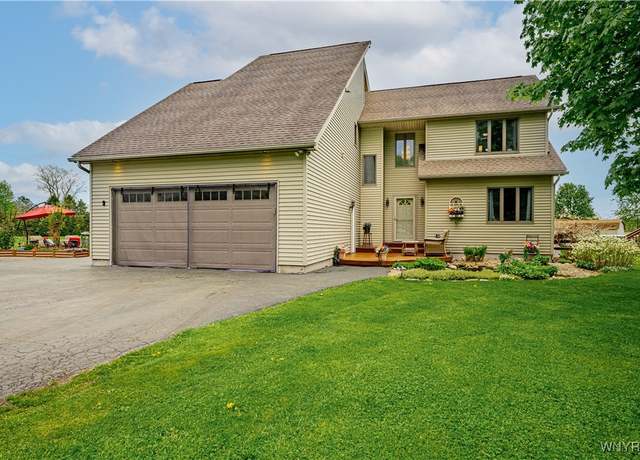 Property at 4392 Willow Rd, Wilson, NY 14172, 5 beds, 3 baths