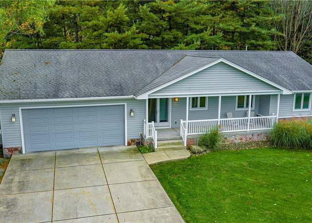 Property at 8654 Rochester Rd, Royalton, NY 14067, 2 beds, 2 baths