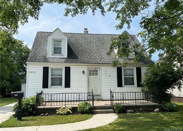 Property at 3631 Milestrip Rd, Hamburg, NY 14219, 3 beds, 1 bath