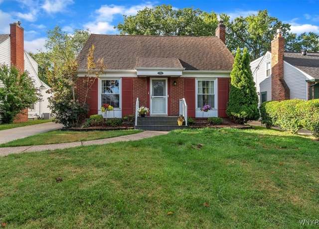 Property at 71 Gardenwood Ln, Tonawanda, NY 14223, 3 beds, 1.5 baths