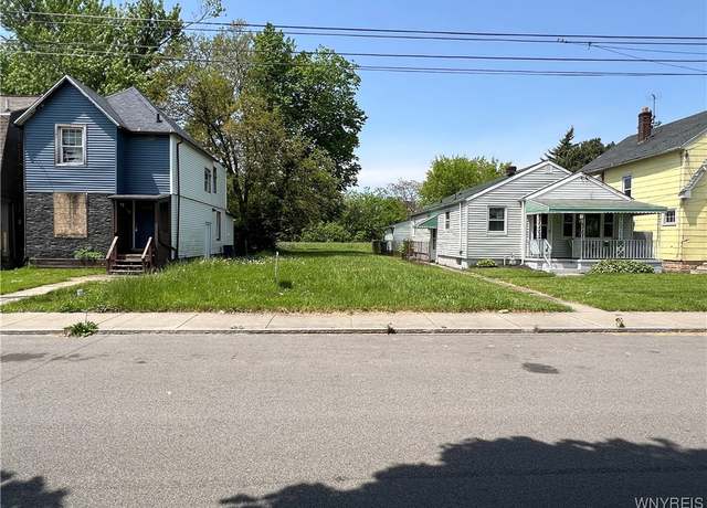 Property at 554 9th St, Niagara Falls, NY 14301