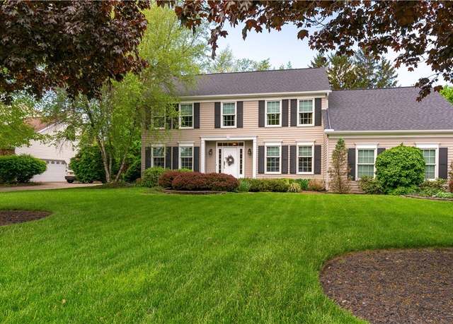 Property at 29 Ventura Dr, Orchard Park, NY 14127, 4 beds, 2.5 baths