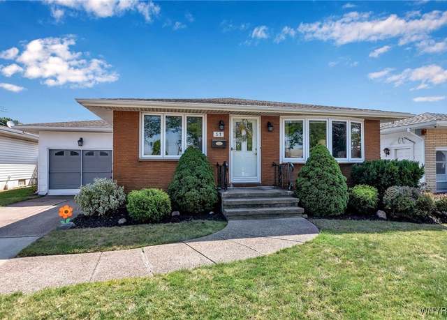 Property at 51 Fairoaks Ln, Cheektowaga, NY 14227, 3 beds, 1 bath