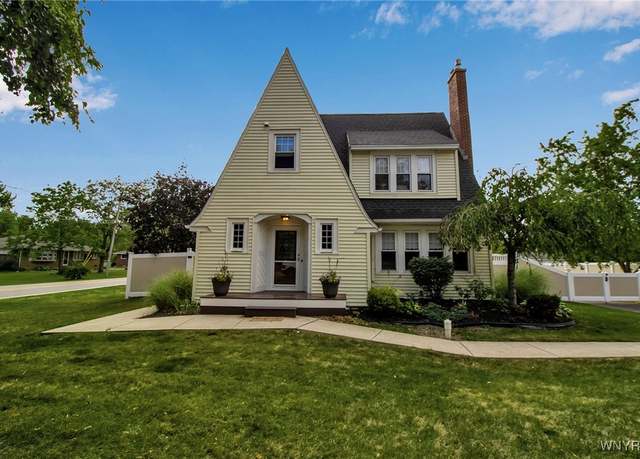 Property at 7196 Ward Rd, Wheatfield, NY 14120, 3 beds, 1.5 baths