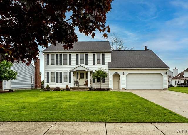 Property at 637 Kaymar Dr, Amherst, NY 14228, 3 beds, 3.5 baths