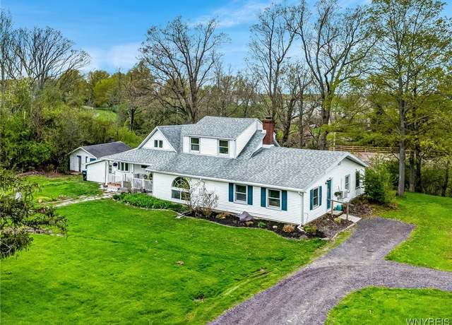 Property at 3179 W River Rd, Grand Island, NY 14072, 3 beds, 2 baths