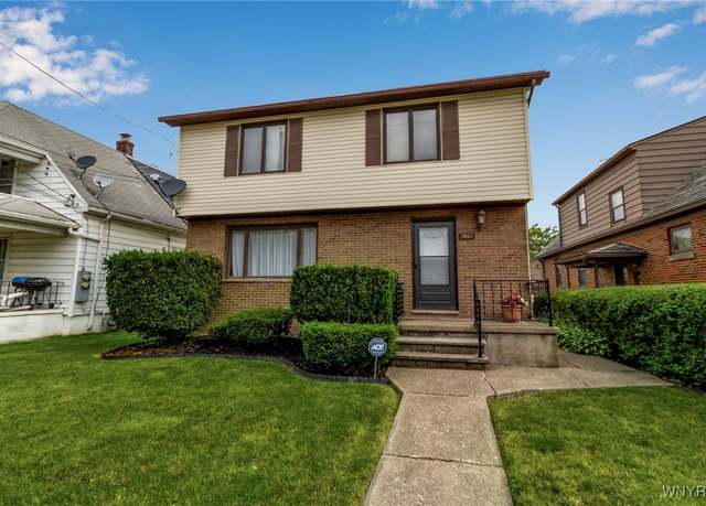 Property at 2466 Forest Ave, Niagara Falls, NY 14301, 3 beds, 1.5 baths