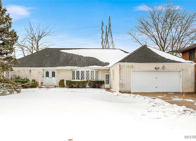 Property at 370 Troy Del, Amherst, NY 14221, 4 beds, 2.5 baths