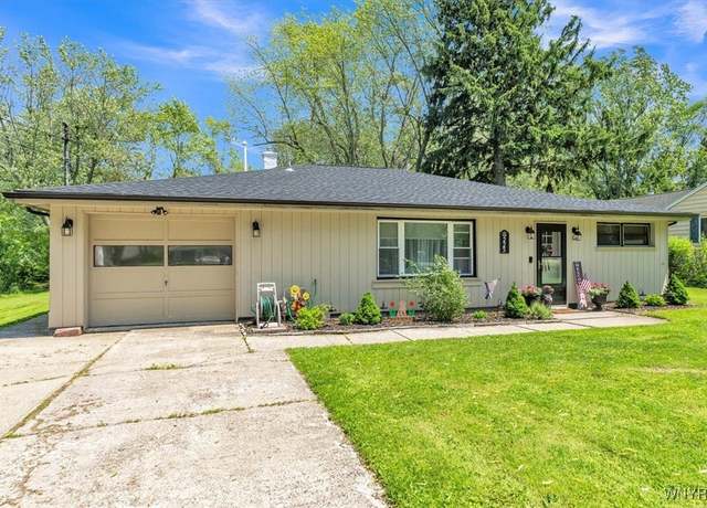 Property at 225 Ayer Rd, Amherst, NY 14221, 3 beds, 1 bath