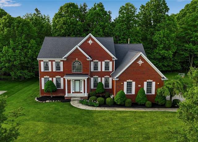 Property at 6017 Corinne Ln, Clarence, NY 14032, 4 beds, 3.5 baths