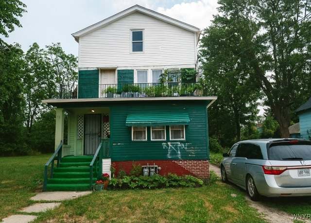 Property at 39 Hill St, Buffalo, NY 14214, 4 beds, 2 baths