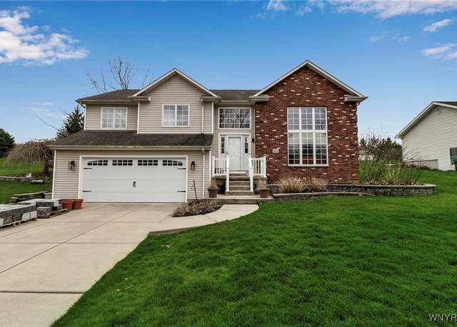 Property at 6624 Walnut Ln, Lockport-town, NY 14094, 3 beds, 2 baths